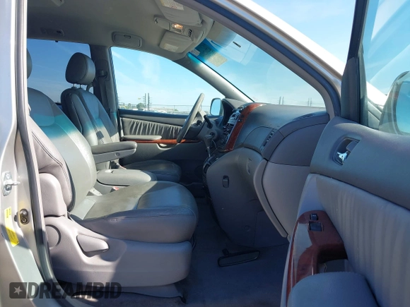 2004 Toyota Sienna XLE with VIN 5TDZA22C14S210679, listed as a IAAI auction lot 42242214 with 148,178 mi miles and . Bid and sale history available at DreamBid. Image 5.