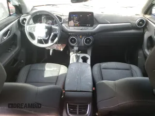 2024 Chevrolet Blazer LT z VIN 3GNKBDRS2RS162790, wystawiony jako Copart lot #65493214 z przebiegiem 4 240 mil mil oraz Szkoda całkowita • Salvage title. Historia ofert i sprzedaży dostępna na DreamBid. Obrazek 8.