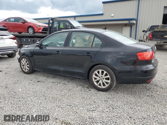 2012 Volkswagen Jetta SE с VIN 3VWDX7AJ6CM471758, выставлен на аукционе Copart как лот 56421835 с пробегом 151 468 миль миль и Списание • Salvage title. История ставок и продаж доступна на DreamBid. Изображение 2.