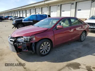 2017 Toyota Camry XLE z VIN 4T1BF1FK5HU661268, wystawiony jako Copart lot #44839825 z przebiegiem 106 642 mil mil oraz Szkoda całkowita • Salvage title. Historia ofert i sprzedaży dostępna na DreamBid. Obrazek 1.