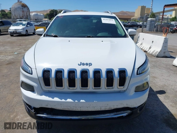 2017 Jeep Cherokee Limited z VIN 1C4PJLDB3HW516242, wystawiony jako IAAI lot #42267055 z przebiegiem 159 856 mil mil oraz . Historia ofert i sprzedaży dostępna na DreamBid. Obrazek 12.