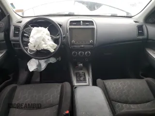 2021 Mitsubishi Outlander ES z VIN JA4ARUAU7MU019575, wystawiony jako Copart lot #54922275 z przebiegiem 109 423 mil mil oraz Szkoda całkowita • Salvage title. Historia ofert i sprzedaży dostępna na DreamBid. Obrazek 8.