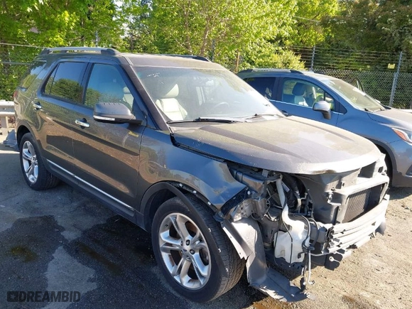 2015 Ford Explorer Limited with VIN 1FM5K7F85FGB78634, listed as a IAAI auction lot 42053617 with 69,540 mi miles. Bid and sale history available at carsss.com. Image 1.