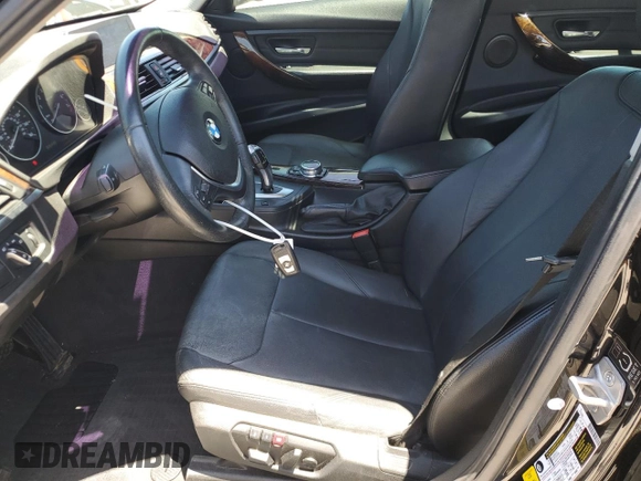 2015 BMW 3 Series 328i с VIN WBA3A5G57FNS82980, выставлен на аукционе Copart как лот 57552205 с пробегом 149 744 миль миль и Списание • Salvage title. История ставок и продаж доступна на DreamBid. Изображение 7.