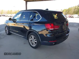 2014 BMW X5 sDrive35i z VIN 5UXKR2C52E0H33225, wystawiony jako IAAI lot #41698549 z przebiegiem 110 847 mil mil oraz . Historia ofert i sprzedaży dostępna na DreamBid. Obrazek 3.
