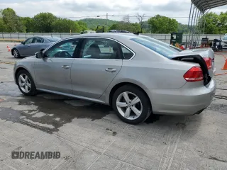 2012 Volkswagen Passat SE с VIN 1VWBH7A31CC107383, выставлен на аукционе Copart как лот 54706945 с пробегом 82 227 миль миль и Списание • Salvage title. История ставок и продаж доступна на DreamBid. Изображение 2.