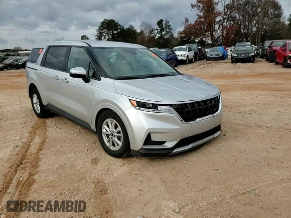 2022 Kia Carnival LXS with VIN KNDNB4H33N6117811, listed as a Copart auction lot 82462004 with 111,139 mi miles and Salvage Title. Bid and sale history available at carsss.com. Image 11.