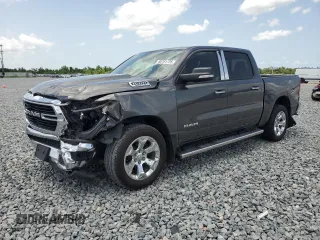 2019 Ram 1500 Big Horn z VIN 1C6RREFT3KN745849, wystawiony jako Copart lot #60191725 z przebiegiem 133 742 mil mil oraz Nie do naprawy • Non repairable. Historia ofert i sprzedaży dostępna na DreamBid. Obrazek 1.