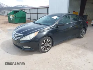 2013 Hyundai Sonata Limited with VIN 5NPEC4AB4DH577823, listed as a IAAI auction lot 41913061 with 186,376 mi miles and . Bid and sale history available at DreamBid. Image 2.