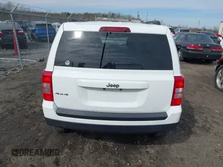2015 Jeep Patriot Sport with VIN 1C4NJRBBXFD317811, listed as a IAAI auction lot 41579467 with 107,002 mi miles and . Bid and sale history available at carsss.com. Image 16.