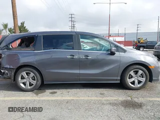 2019 Honda Odyssey EX with VIN 5FNRL6H56KB069085, listed as a IAAI auction lot 41923928 with 96,331 mi miles. Bid and sale history available at carsss.com. Image 14.