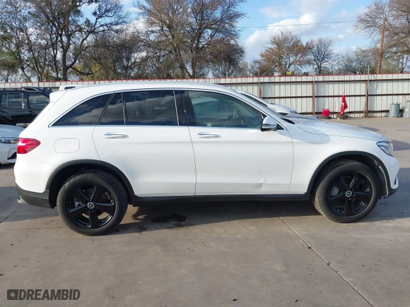 2019 Mercedes-Benz GLC with VIN WDC0G4KB0KV154015, listed as a IAAI auction lot 41049218 with 38,473 mi miles. Bid and sale history available at carsss.com. Image 14.