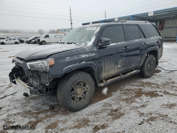 2022 Toyota 4Runner SR5 Premium with VIN JTENU5JR9N5979172, listed as a Copart auction lot 45048565 with 30,058 mi miles and Clean Title. Bid and sale history available at carsss.com. Image 1.