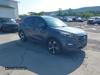 2016 Hyundai Tucson Limited z VIN KM8J3CA28GU023182, wystawiony jako IAAI lot #42500064 z przebiegiem 127 938 mil mil oraz . Historia ofert i sprzedaży dostępna na DreamBid. Obrazek 1.