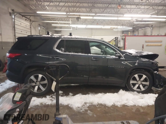 2019 Chevrolet Traverse LT Leather with VIN 1GNEVHKWXKJ189106, listed as a IAAI auction lot 41587083 with 1 mi miles. Bid and sale history available at carsss.com. Image 13.