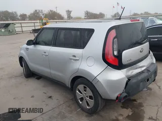 2016 Kia Soul with VIN KNDJN2A22G7834869, listed as a IAAI auction lot 41052392 with 100,551 mi miles. Bid and sale history available at carsss.com. Image 3.