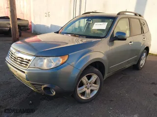2009 Subaru Forester (Natl) X w/Premium Pkg with VIN JF2SH63679H729679, listed as a IAAI auction lot 41336177 with 193,705 mi miles. Bid and sale history available at carsss.com. Image 2.