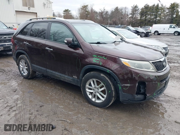 2015 Kia Sorento LX with VIN 5XYKTDA76FG648237, listed as a IAAI auction lot 41717261 with 163,845 mi miles. Bid and sale history available at carsss.com. Image 1.