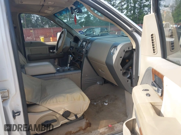 2004 Ford F-150 XLT with VIN 1FTPW12594KD64519, listed as a IAAI auction lot 42414613 with 325,406 mi miles and . Bid and sale history available at DreamBid. Image 5.