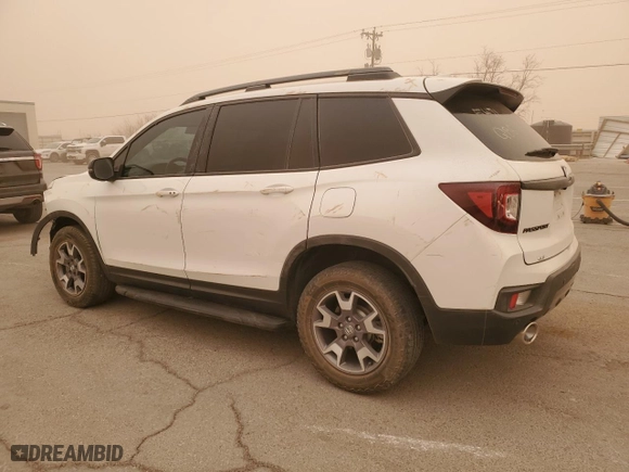 2022 Honda Passport TrailSport with VIN 5FNYF8H67NB008548, listed as a Copart auction lot 49726835 with 38,322 mi miles and Salvage Title. Bid and sale history available at carsss.com. Image 2.