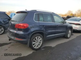 2016 Volkswagen Tiguan R-Line with VIN WVGBV7AX5GW573820, listed as a Copart auction lot 42363515 with 124,283 mi miles and Salvage Title. Bid and sale history available at DreamBid. Image 3.