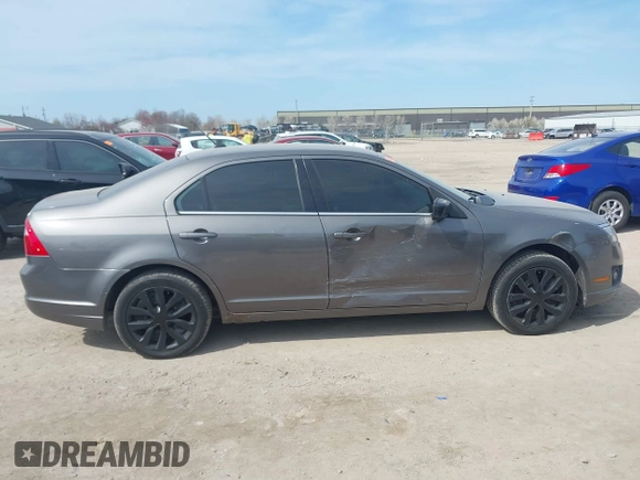 2011 Ford Fusion SE with VIN 3FAHP0HA5BR183979, listed as a IAAI auction lot 42066401 with 205,154 mi miles. Bid and sale history available at carsss.com. Image 13.
