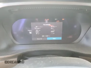 2024 Volvo XC40 Plus Bright Theme z VIN YV4L12UE0R2215081, wystawiony jako Copart lot #87918425 z przebiegiem 19 841 mil mil oraz Szkoda całkowita • Salvage title. Historia ofert i sprzedaży dostępna na DreamBid. Obrazek 9.