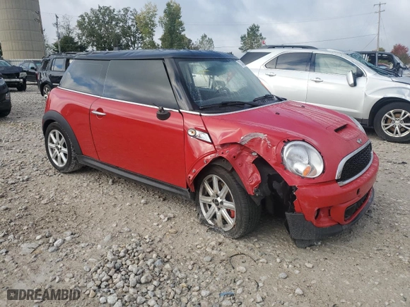 2013 MINI Cooper Hardtop S with VIN WMWSV3C57DT394312, listed as a Copart auction lot 73048554 with 0 mi miles and Clean Title. Bid and sale history available at carsss.com. Image 4.