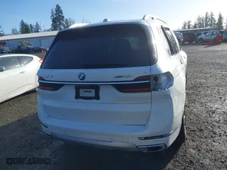 2023 BMW X7 xDrive40i with VIN 5UX23EM08P9N90606, listed as a IAAI auction lot 41692128 with 34,752 mi miles. Bid and sale history available at carsss.com. Image 17.
