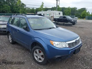 2010 Subaru Forester X with VIN JF2SH6BC7AH917906, listed as a IAAI auction lot 42728349 with Not provided miles and . Bid and sale history available at DreamBid. Image 1.