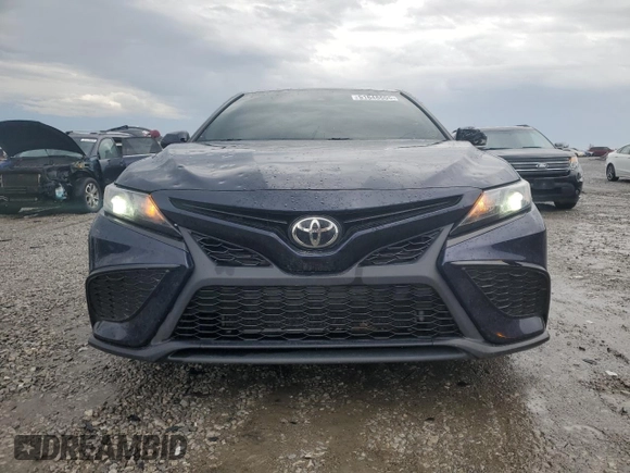 2022 Toyota Camry SE with VIN 4T1G11AK3NU632648, listed as a Copart auction lot 51648605 with 77,860 mi miles and Salvage Title. Bid and sale history available at DreamBid. Image 5.