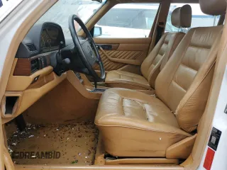 1989 Mercedes-Benz 420 420SEL with VIN WDBCA35D4KA435557, listed as a Copart auction lot 47271725 with 188,055 mi miles and Clean Title. Bid and sale history available at carsss.com. Image 7.