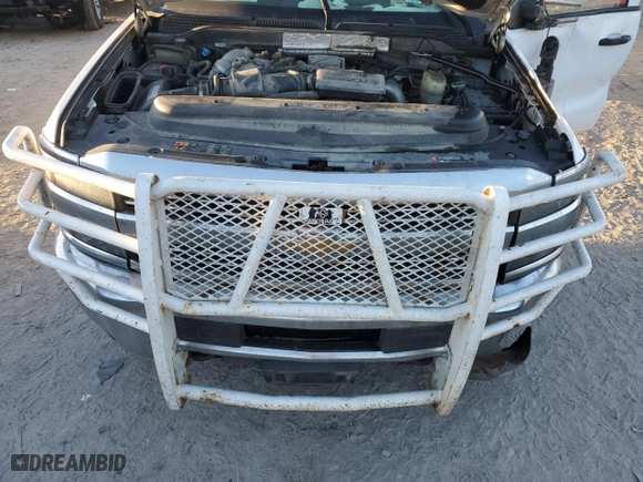 2017 Chevrolet Silverado 3500HD Work Truck with VIN 1GC4KYCY0HF198664, listed as a Copart auction lot 84520084 with 190,076 mi miles and Salvage Title. Bid and sale history available at carsss.com. Image 11.