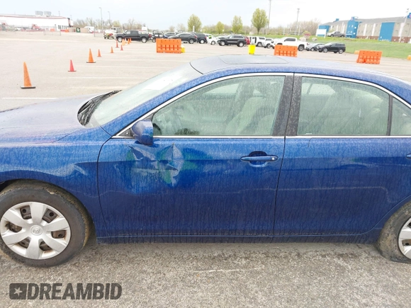 2008 Toyota Camry LE with VIN 4T1BE46K98U195770, listed as a IAAI auction lot 41981623 with 259,583 mi miles. Bid and sale history available at carsss.com. Image 6.