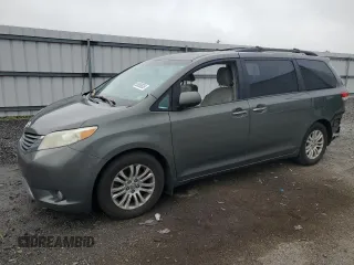 2012 Toyota Sienna XLE AAS с VIN 5TDYK3DC7CS278382, выставлен на аукционе Copart как лот 55095535 с пробегом 106 302 миль миль и Списание • Salvage title. История ставок и продаж доступна на DreamBid. Изображение 1.