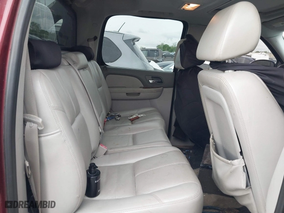 2008 Chevrolet Avalanche LT w/3LT with VIN 3GNEC12008G113297, listed as a IAAI auction lot 41849301 with 249,827 mi miles. Bid and sale history available at carsss.com. Image 8.