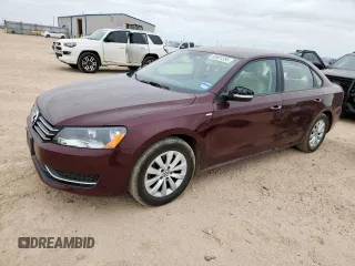 2013 Volkswagen Passat S with VIN 1VWAP7A39DC137750, listed as a Copart auction lot 60981355 with 105,954 mi miles and Clean title. Bid and sale history available at DreamBid. Image 1.