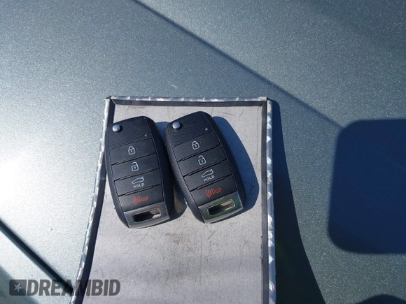 2017 Kia Rio LX z VIN KNADM4A30H6027274, wystawiony jako IAAI lot #42408832 z przebiegiem 131 037 mil mil oraz . Historia ofert i sprzedaży dostępna na DreamBid. Obrazek 11.