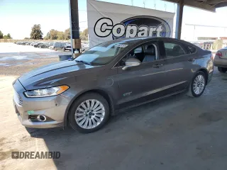 2014 Ford Fusion Titanium with VIN 3FA6P0SUXER337911, listed as a Copart auction lot 56426195 with 158,009 mi miles and Salvage title. Bid and sale history available at DreamBid. Image 1.