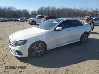 2019 Mercedes-Benz E-Class E 300 with VIN WDDZF4JB6KA558807, listed as a Copart auction lot 47422205 with 93,398 mi miles and Clean Title. Bid and sale history available at carsss.com. Image 1.