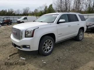 2017 GMC Yukon Denali with VIN 1GKS2CKJ3HR225597, listed as a Copart auction lot 53329165 with 121,610 mi miles and Salvage Title. Bid and sale history available at carsss.com. Image 1.