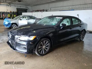 2022 Volvo S60 Momentum with VIN 7JRL12FZ0NG158222, listed as a Copart auction lot 54652813 with 13,073 mi miles and Salvage Title. Bid and sale history available at carsss.com. Image 1.