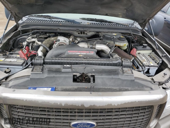 2003 Ford Excursion Limited z VIN 1FMNU42P23EB56085, wystawiony jako Copart lot #58863405 z przebiegiem 251 772 mil mil oraz Tytuł czysty. Historia ofert i sprzedaży dostępna na DreamBid. Obrazek 11.