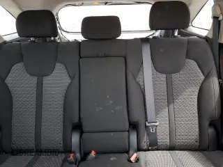 2022 Kia Sorento LX z VIN 5XYRG4LC0NG103579, wystawiony jako Copart lot #58054925 z przebiegiem 101 407 mil mil oraz Szkoda całkowita • Salvage title. Historia ofert i sprzedaży dostępna na DreamBid. Obrazek 10.
