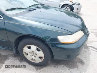 2001 Honda Accord EX с VIN 1HGCG16531A015929, выставлен на аукционе IAAI как лот 42362931 с пробегом 216 074 миль миль и . История ставок и продаж доступна на DreamBid. Изображение 18.