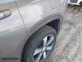 2018 Chevrolet Traverse LT Leather with VIN 1GNERHKW7JJ109487, listed as a IAAI auction lot 41583909 with 138,836 mi miles. Bid and sale history available at carsss.com. Image 17.