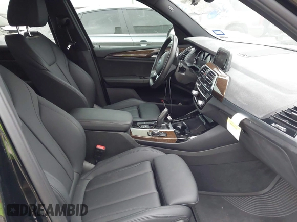 2018 BMW X3 xDrive30i with VIN 5UXTR9C52JLD59351, listed as a IAAI auction lot 42126069 with 30,806 mi miles and . Bid and sale history available at DreamBid. Image 5.
