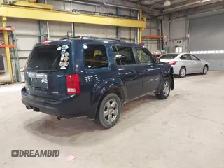 2011 Honda Pilot EX-L with VIN 5FNYF4H52BB038651, listed as a IAAI auction lot 41868695 with 281,683 mi miles. Bid and sale history available at carsss.com. Image 4.