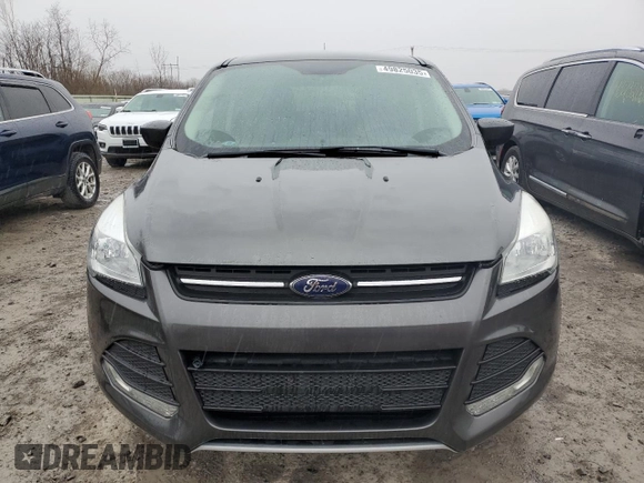 2016 Ford Escape SE with VIN 1FMCU9GX9GUB92896, listed as a Copart auction lot 49825035 with 100,923 mi miles and Clean Title. Bid and sale history available at carsss.com. Image 5.