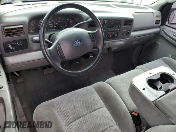 2003 Ford F-250 XL with VIN 1FTNX21L33EC53519, listed as a Copart auction lot 50188755 with 212,101 mi miles and Salvage title. Bid and sale history available at DreamBid. Image 8.